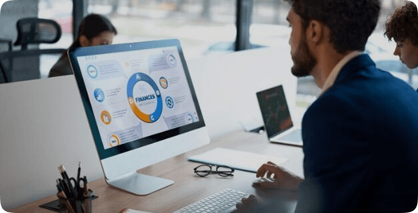 Digital Consulting & Strategy: Navigating Technological Horizons